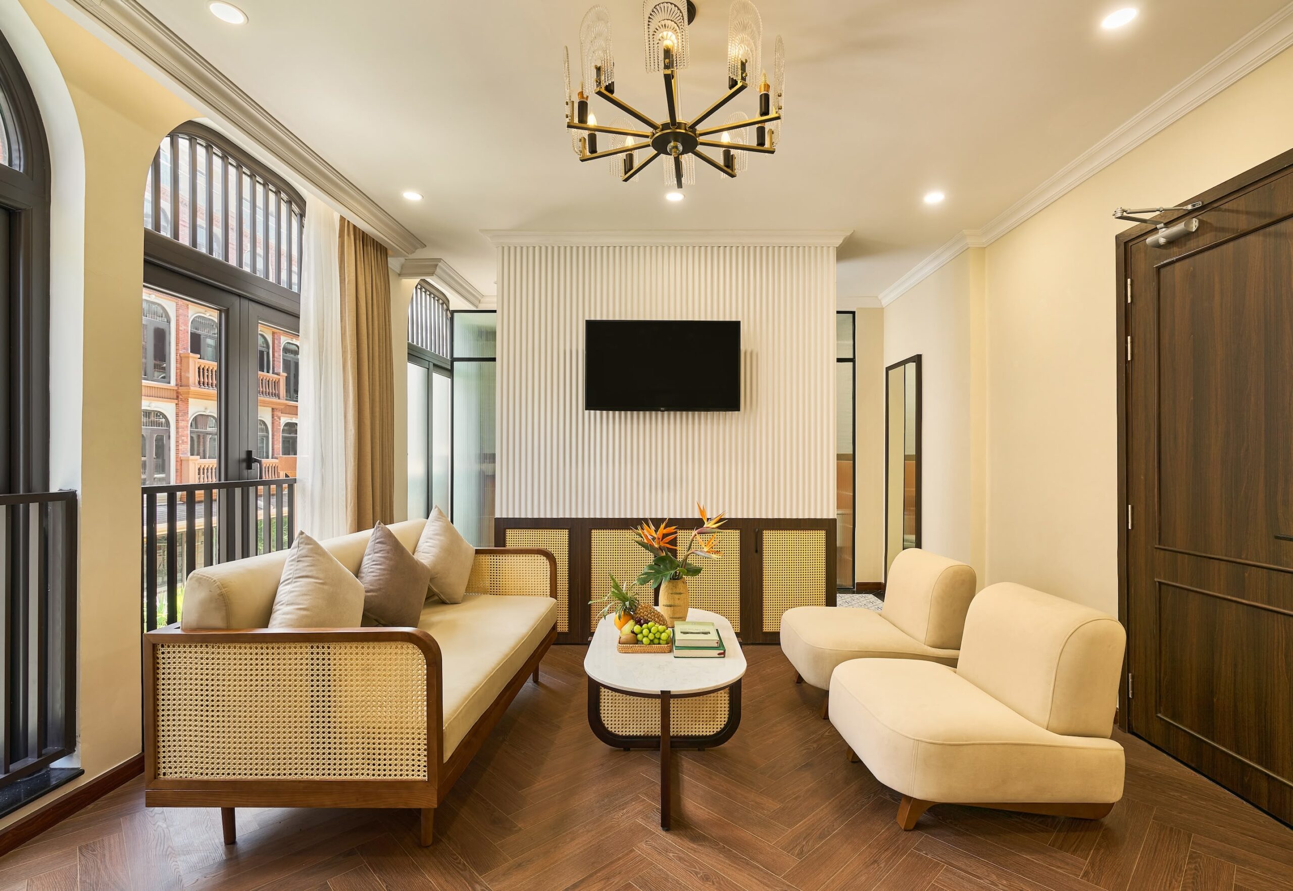 Deluxe Lounge - 1 copy